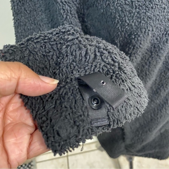 The North Face Jacket Women's Medium Black Osito Shaggy Fleece Full Zip Jacket - Picture 5 of 13